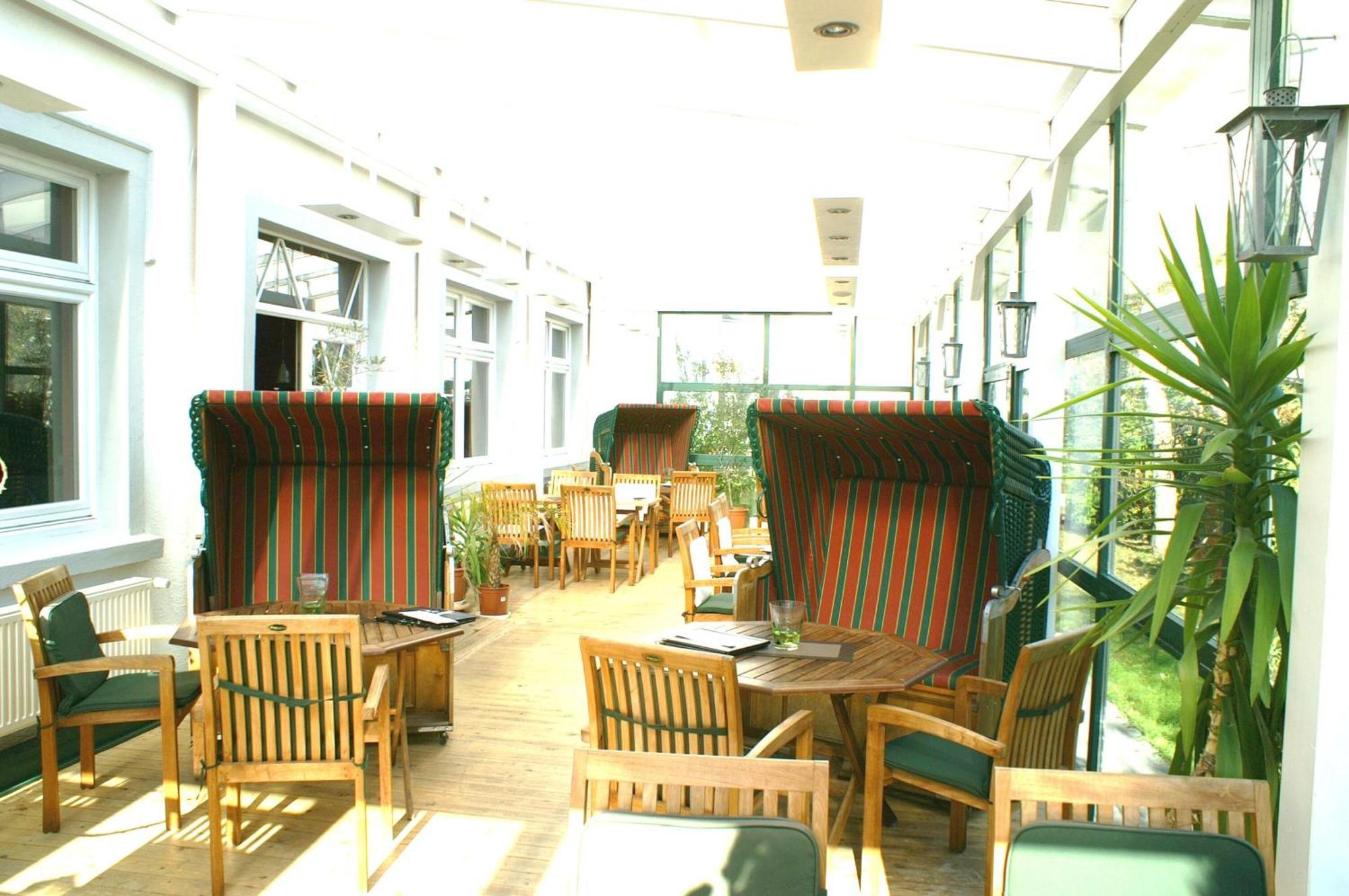 Hotel Strandpavillon Baabe Exterior photo
