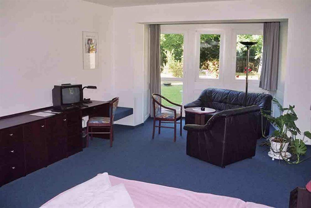 Hotel Strandpavillon Baabe Exterior photo