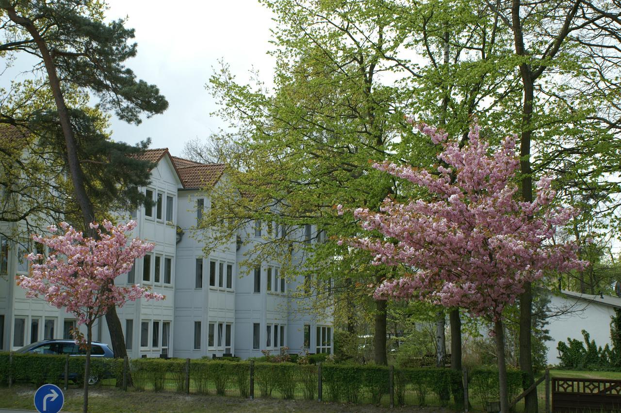 Hotel Strandpavillon Baabe Exterior photo